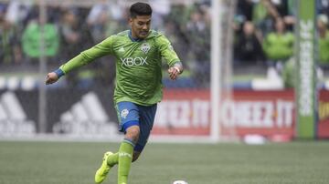 Refuerzo para la defensa de Chivas que llega procedente del futbol de Estados Unidos, concretamente de los Seattle Sounders de la MLS. Aterrizó en el Rebaño para probarse y al final convenció a la directiva para firmar contrato. Nació en Michoacán y juega como zaguero central. 