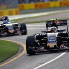Verstappen: "No siento la presión de Sainz, no es mi competencia"