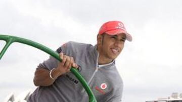 Hamilton dice que aprendió "mucho" del escándalo que protagonizó en el último GP de Australia