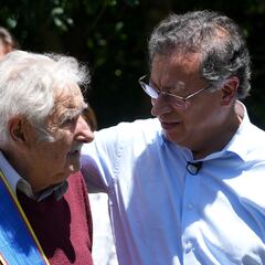 El reconocimiento que Gustavo Petro hizo a Pepe Mújica: uno de los mayores honores de Colombia
