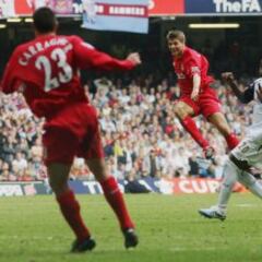 "What a hit son!" Steven Gerrard's career in pictures