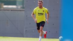 Arthur, en un entrenamiento del Bar&ccedil;a.