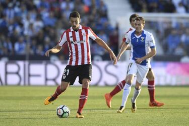 Mikel Vesga extends Athletic Club contract to 2021