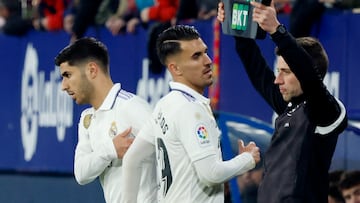 Soccer Football - LaLiga - Osasuna v Real Madrid - El Sadar Stadium, Pamplona, Spain - February 18, 2023 Real Madrid's Marco Asensio comes on as a substitute to replace Dani Ceballos REUTERS/Vincent West