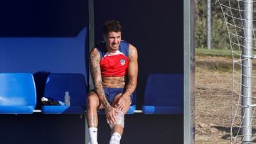 Giménez, durante un entrenamiento del Atlético en San Rafael.