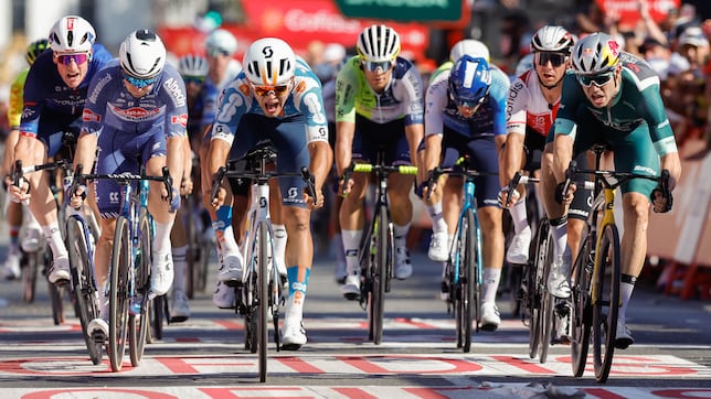 Bittner se presenta en sociedad en otro tostón de etapa