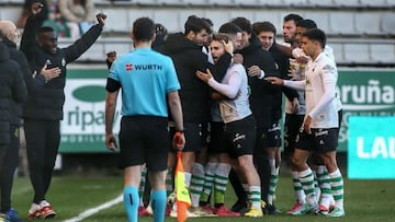 Peque transformó el 2-2 definitivo en Ferrol.