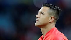 Alexis entrenó en el United y sigue esperando al Inter