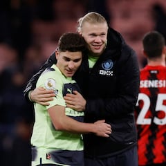 Manchester City want to give Julián Álvarez a new contract