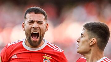 Otamendi vuelve a sonreír