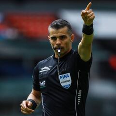 La razón por la que Fernando Hernández expulsó a Jurado y marcó penal contra Cruz Azul