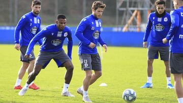 Keko Gont&aacute;n, en su primer entrenamiento con el Deportivo.