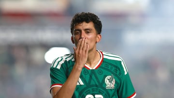 MEX5527. QUERÉTARO (MÉXICO), 25/02/2026.- Richard Ledezma de México celebra un gol este miércoles, en un partido amistoso entre las selecciones de México y Islandia en el estadio La Corregidora en Querétaro (México). EFE/ Alex Cruz