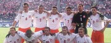 A la edad de 26 años recibieron el llamado de su Selección para la justa mundialista de Corea-Japón 2002. En aquel entonces ambos jugaban para el Mouscron de Bélgica.