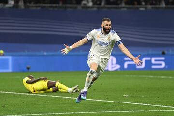 Benzema marcó un gol ante el Chelsea en los cuartos de final de la Liga de Campeones 2022.