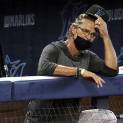 Brote de covid-19 entre Miami Marlins alcanza 19 contagios