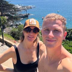 “Felicitaciones hijo mío, estoy tremendamente orgullosa de ti; pero no por el diploma, sino que por todo el esfuerzo”