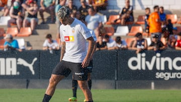 Hugo Duro trabaja al margen