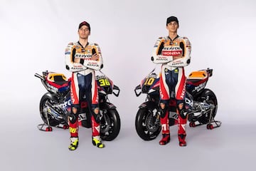 Joan Mir y Luca Marini durante la presentación de la nueva Repsol Honda Team.