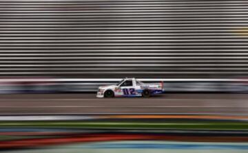 Tyler Young durante un entrenamiento de la NASCAR.