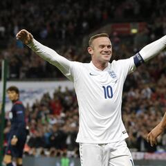 Rooney: "Harry Kane se irá si no gana títulos con el Tottenham"