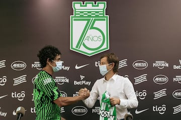 Atlético Nacional presentó sus refuerzos. Jhon Duque, Alex Mejía y Daniel Mantilla.