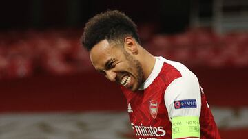 Soccer Football - Europa League - Round of 16 Second Leg - Arsenal v Olympiacos - Emirates Stadium, London, Britain - March 18, 2021 Arsenal&#039;s Pierre-Emerick Aubameyang reacts REUTERS/Hannah Mckay