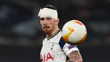 Soccer Football - Europa League - Group J - Tottenham Hotspur v LASK Linz - Tottenham Hotspur Stadium, London, Britain - October 22, 2020 Tottenham Hotspur&#039;s Pierre-Emile Hojbjerg in action REUTERS/Dylan Martinez