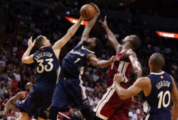 En un partido muy poco brillante, al menos Heat y Pelicans pelearon por el triunfo hasta el final.