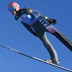 Kubacki vuela más lejos que nadie en Garmisch