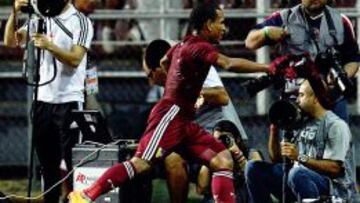 Venezuela todavía se aferra a un milagro y Perú está eliminado