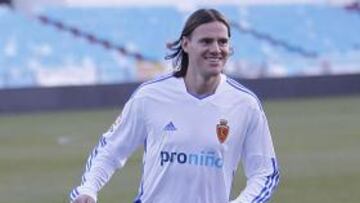 <b>COMPROMETIDO. </b>Dujmovic quiere ayudar al Zaragoza con su juego y ganarse de paso un sitio en la Eurocopa con Croacia.