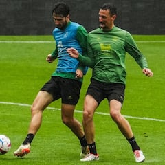 Ángel Viadero se lleva libre a Bustillo al Sestao River