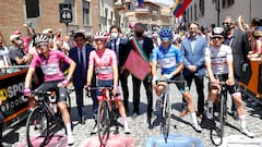 Salida de la etapa 14 del Giro 2022, desde Santerna.