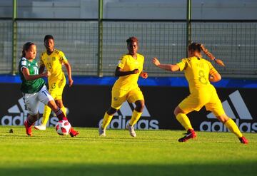 Las seleccionadas tricolores Sub-17 tuvieron su primer partido de Copa del Mundo Sub-17 ante Sudáfrica y terminaron por repartir puntos al empatar por marcador 0-0.