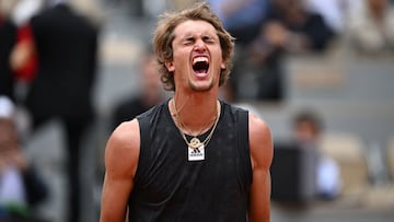 Zverev salva un punto de partido para hacer un ‘Tsitsipas’