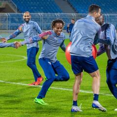 Carrillo entrena al lado de Cristiano