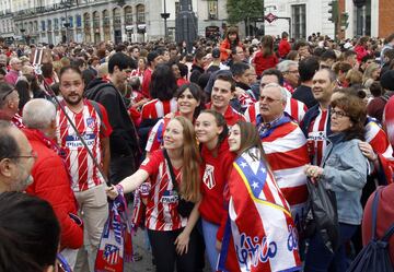 Atlético toast twin triumphs with their people at Neptuno