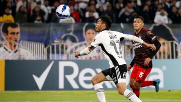 Futbol, Colo Colo vs River Plate.
Copa Libertadores 2022.
El jugador de Colo Colo Gabriel Suazo es fotografiado durante el partido del grupo F de la Copa Libertadores contra River Plate disputado en el estadio Monumental de Santiago de Chile.
27/04/2022
Andres Pina/Photosport
Football, Colo Colo vs River Plate.
2022 Copa Libertadores Championship.
Colo Colo's player Gabriel Suazo is pictured during the group F match of the Copa Libertadores Championship against River Plate held at the Monumental stadium in Santiago, Chile.
27/04/2022
Andres Pina/Photosport