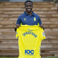 Jonathan Silva: “Seguro que puedo ayudar a que Las Palmas ascienda a Primera División”