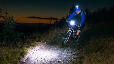 Tenemos el set de luces led para bicicletas ms vendido en Amazon
