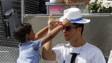 Cristiano acudió al Máster de Tenis de Madrid con su hijo Cristiano junior y su asistente personal Enrique.