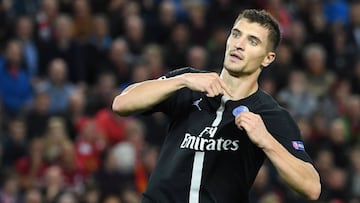 El Atl¨¦tico intenta cubrirse las espaldas con Meunier