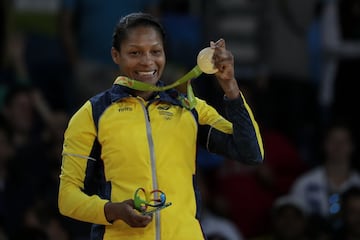 Yuri Alvear: Es medallista olímpica de bronce en Londres 2012 y de plata en Río 2016. Además ha sido tres veces campeona mundial de yudo. (2009, 2013 y 2014). 