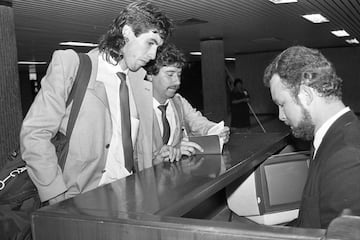 Hernán Darío Gómez, asistente técnico de Maturana, en un viaje con Andrés de Selección.