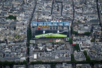 Vista aérea del Museo del Centro Pompidou durante la ceremonia de apertura de los Juegos Olímpicos de París 2024