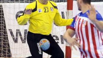 <b>PROVIDENCIAL. </b>Sabanovic, en una intervención poco convencional.