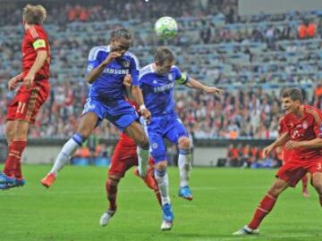 El delantero marcó el gol del empate en la final de la Champions League de 2012. Con ese tanto al minuto 88, el partido se fue a tiempo extra y luego a penaltis, finalmente el Chelsea se coronó campeón.