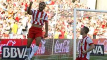 Verza celebra el 1-0.