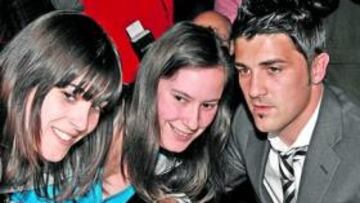 <b>ACLAMADO. </b>Villa es, por méritos propios, el gran protagonista de este partido. Mareo lo modeló y los asturianos lo recibieron en masa. ¿Marcará en Gijón?